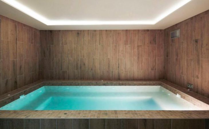 Trois Vallees Hotel, Courchevel, Whirlpool